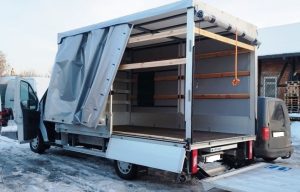 wynajem-plandekja-burtofiraana-300x192