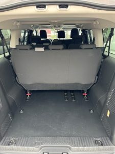 WYNAJEM-BUSA-9-OSOBOWEGO-225x300