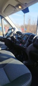 wynajem-dostawczego-auta-135x300