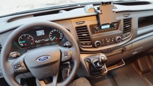 Transit-Nowy-wnętrze-300x169