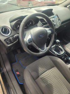 wynajem-auto-z-gazem-225x300